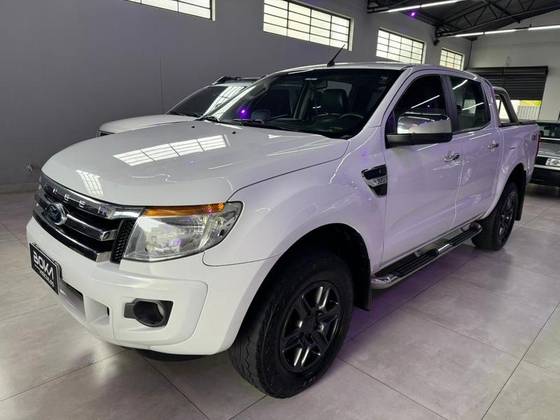 FORD RANGER 3.2 XLT 4X4 CD 20V DIESEL 4P AUTOMÁTICO
